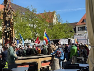 Ulmer Ostermarsch 2025 (C) Ulmer Friedensredaktion