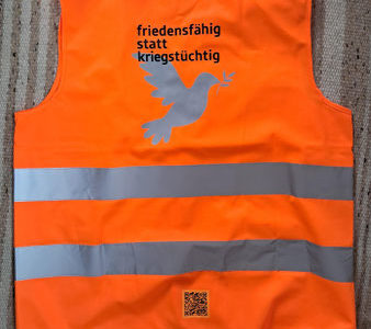 warnweste-friedensfaehig-statt-kriegstuechtig